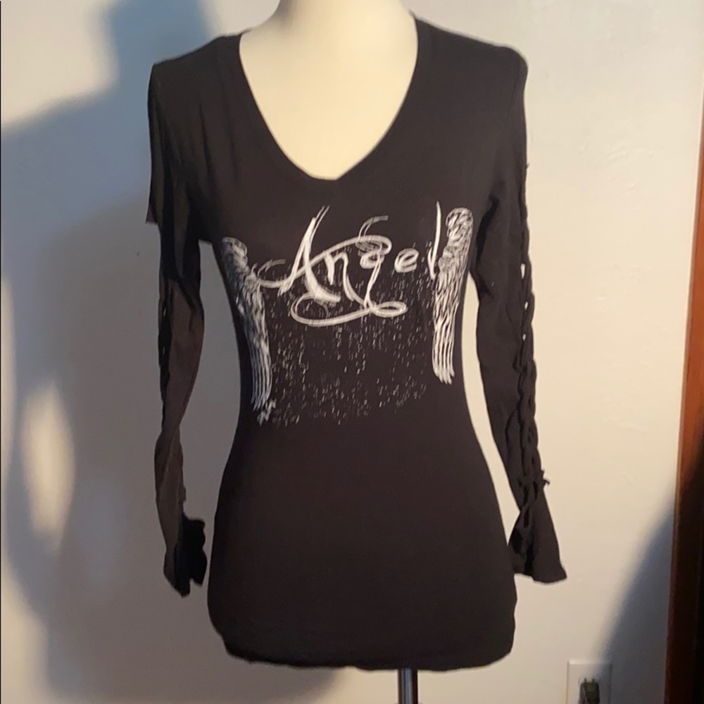 EUC. Demi Loon angel  shirt